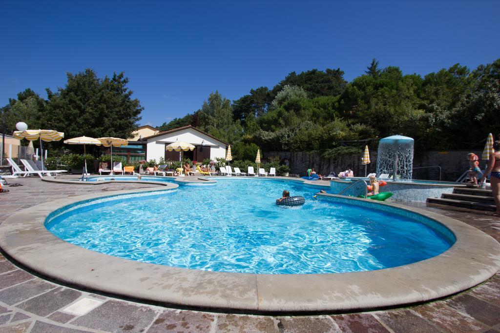 Antico Borgo I Cancelli 팔라쭐로술세뇨 외부 사진