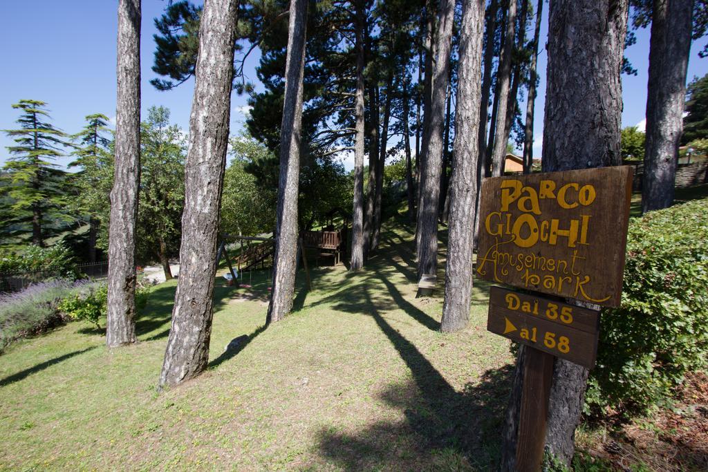 Antico Borgo I Cancelli 팔라쭐로술세뇨 외부 사진