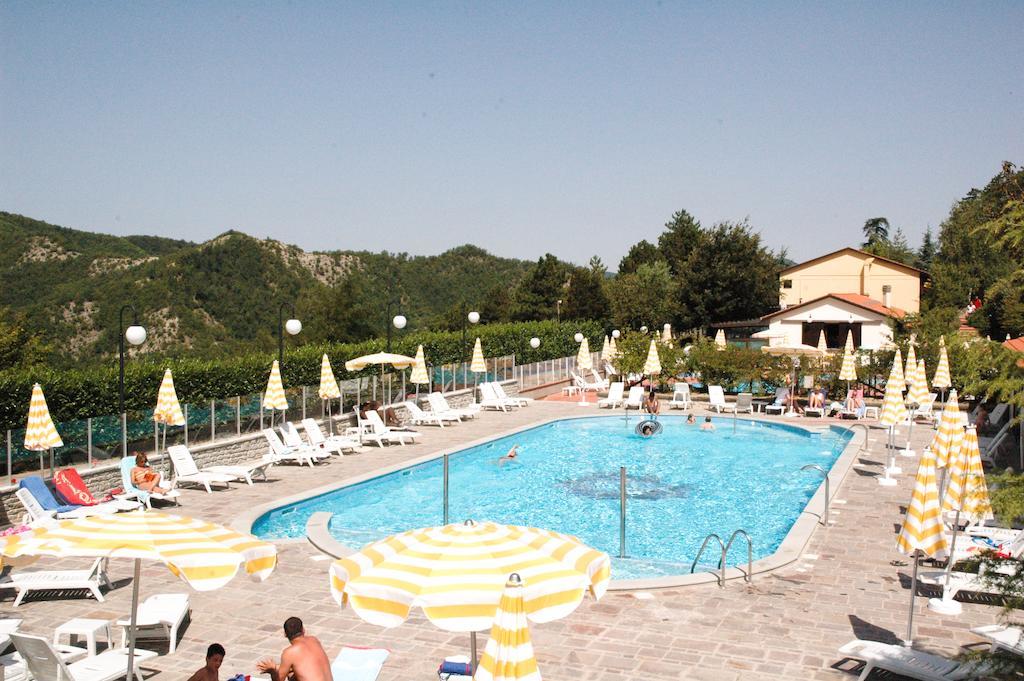 Antico Borgo I Cancelli 팔라쭐로술세뇨 외부 사진