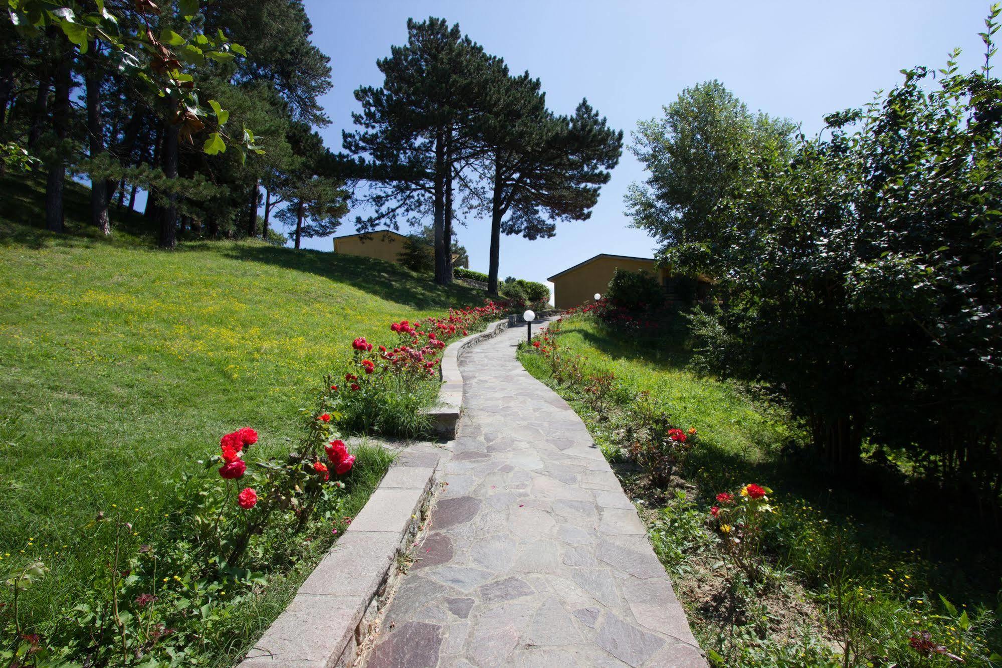 Antico Borgo I Cancelli 팔라쭐로술세뇨 외부 사진