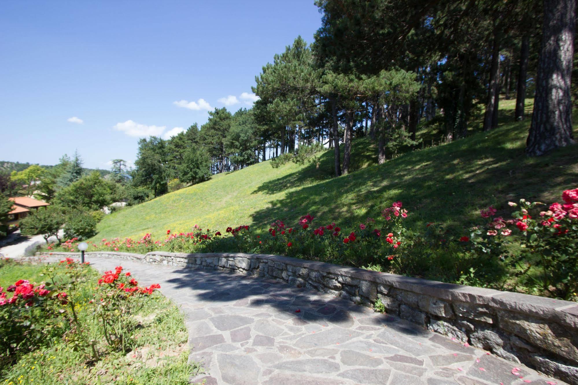 Antico Borgo I Cancelli 팔라쭐로술세뇨 외부 사진