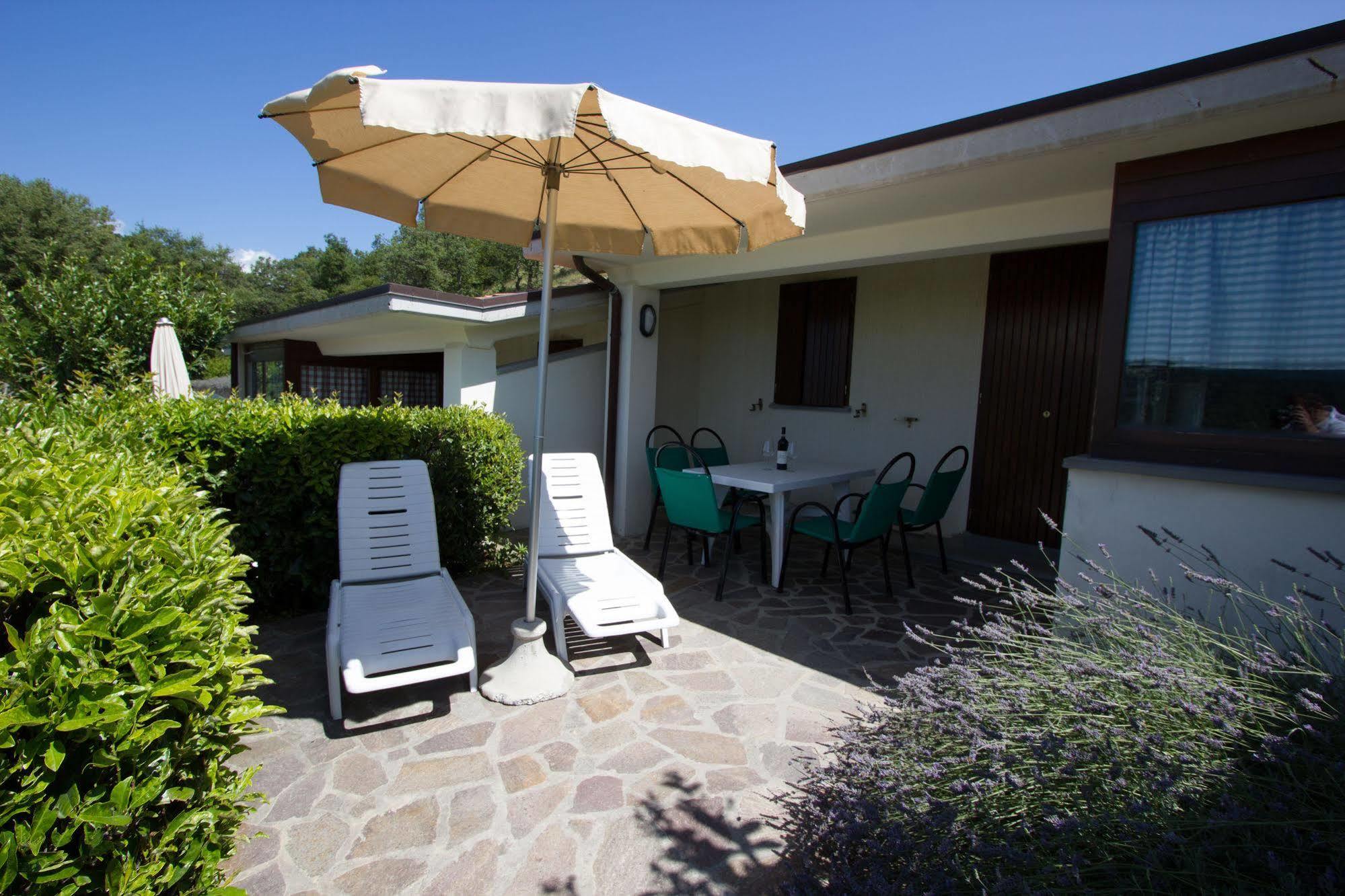 Antico Borgo I Cancelli 팔라쭐로술세뇨 외부 사진